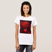Rode roos en hart t-shirt (Voorkant volledig)