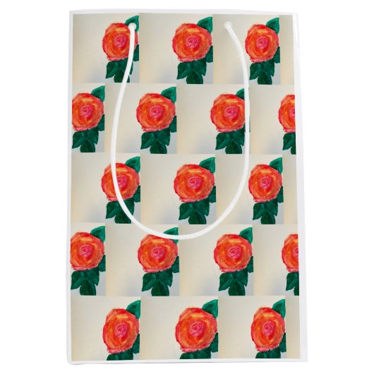 Rode Roos met Groene Bladeren Medium Cadeauzakje (Voorkant)