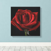 Rode roos met kussen canvas afdruk (Insitu (Houten vloer))