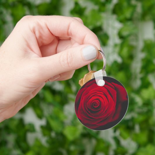 Rode roos op zwarte achtergrond vintage-effect sleutelhanger (Hand)
