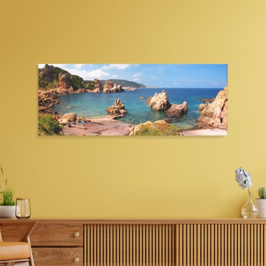 Rode rotsachtige kust van Sardinië canvas print (Insitu (Woonkamer))