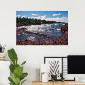 Rode rotskustlijn – Lake Superior, U.P. Poster (Thuiskantoor)
