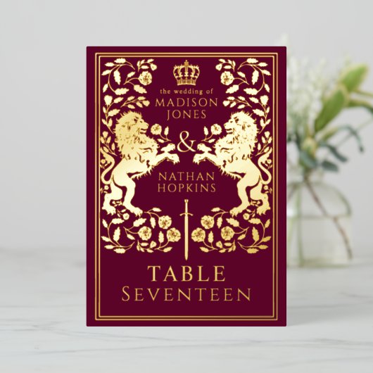 Rode Royal middeleeuwse leeuw bruiloft Folie tafel Folie Uitnodiging (Staand Voorkant)