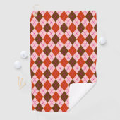 Rode Roze en Bruine Argyle Patroon Monogram Golfhanddoek (Insitu)