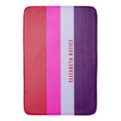 Rode, roze en Paarse streepjespatroon Badmat (Voorkant Verticaal)