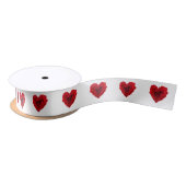 Rode roze met een hartvorm satijnen lint (Spoel)
