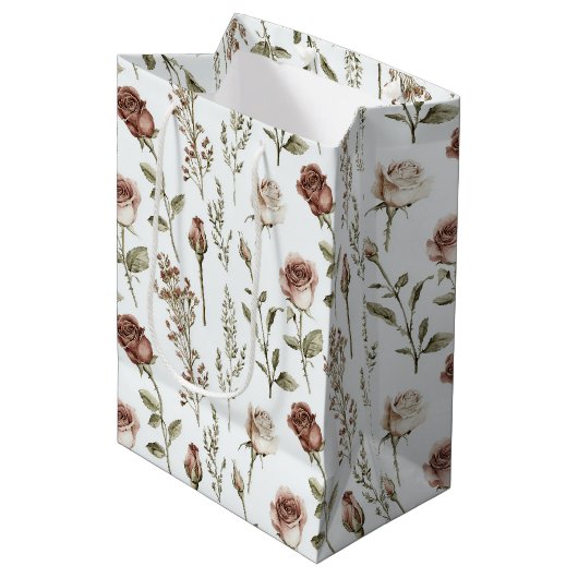 Rode Roze Roos Bloemige Verjaardag Medium Cadeauzakje (Voorkant Gekanteld)