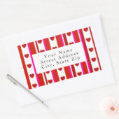 Rode roze witte strepen en hartelabels rechthoekige sticker (Envelop)
