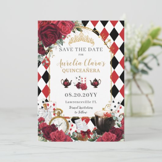 Rode Rozen Bloemen Alice in Wonderland Quinceañera Save The Date (Staand voorkant)