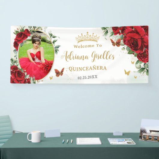 Rode Rozen Bloemrijke Gouden Quinceañera Foto Acht Spandoek (Beurs)