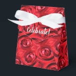Rode Rozen Cadeaudoos Bedankdoosjes<br><div class="desc">rode rozen achtergrond met witte "Feest"</div>