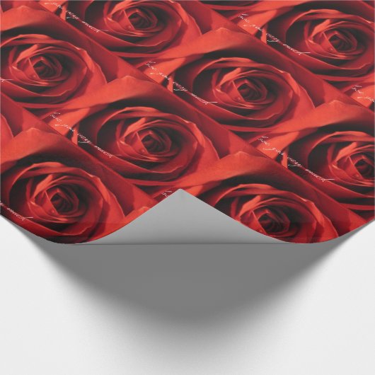 Rode rozen die papier verpakken (Hoek)