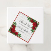 Rode rozen en de pijnboomtanden bedankjes labels (In situ)