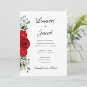 Rode rozen en de uitnodiging tot het huwelijk van  (Staand voorkant)