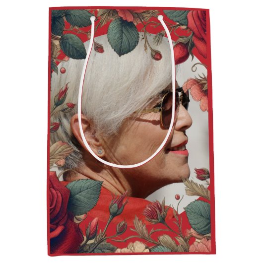 Rode Rozen FOTO Herinnering Geschenk Sentimenteel Medium Cadeauzakje (Voorkant)