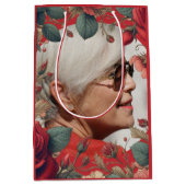 Rode Rozen FOTO Memorial Keepsake Sentimenteel Medium Cadeauzakje (Voorkant)