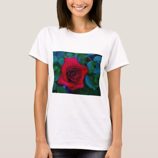 Rode rozen met blauwe tinten t-shirt (Voorkant)