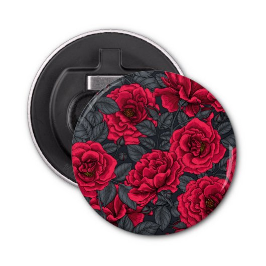 Rode rozen met grijze bladeren op zwart button flesopener (Voorkant)
