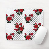 Rode rozen op een polka stipachtergrond. muismat (Met muis)