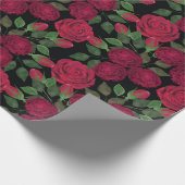 Rode rozen op zwart. cadeaupapier (Hoek)