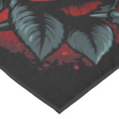 Rode rozen op zwart prachtig kunstfeest tafelkleed (Gekanteld)