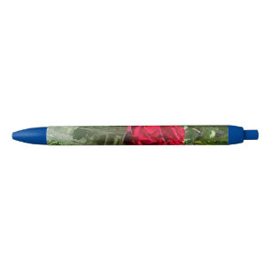 Rode rozen pen