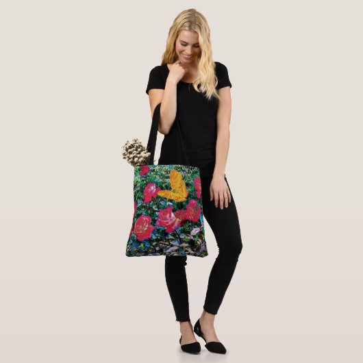 Rode Rozen Rode Rozen Tote Bag (Op model)