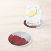 Rode rozen tegen een heldere blauwe hemel zandsteen onderzetter (Zijkant)