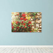 Rode rozen tegen een stenen muur canvas afdruk (Insitu (Houten vloer))