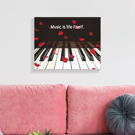 Rode rozenblaadjes op piano met citaat canvas afdruk (Insitu (Woonkamer))