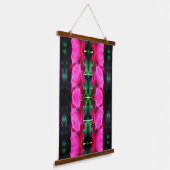 Rode rozenbloemen en regendruppels Abstract Hangend Wandkleed (Gebogen)
