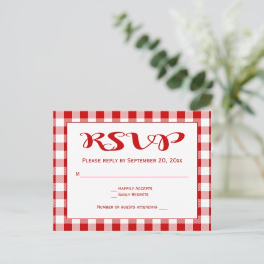 Rode RSVP Gingham Plaid controleert bruiloft Uitnodiging Briefkaart (Staand voorkant)