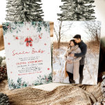Rode Santa Baby Christmas Clothesline Baby shower Kaart<br><div class="desc">De Santa Baby Red Greenery Winter Christmas Baby shower Photo Invitation is de perfecte manier om de komst van uw baby tijdens de feestdagen te vieren. Met feestelijke rode en groene kleuren, wintergroen en schattige babykleding op een waslijn, brengt deze uitnodiging gezellige kerstcharme naar uw evenement. Volledig aanpasbaar, het is...</div>