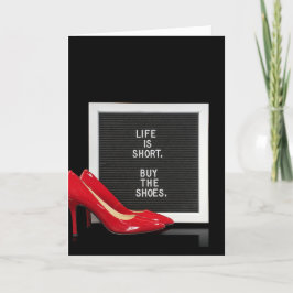 Rode schoenen met berichtbord kaart