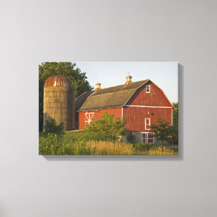 Rode Schuur en Silo Canvas Afdruk