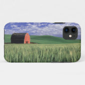 Rode schuur in tarwe- en gerstveld in Whitman 2 Case-Mate iPhone Case (Achterkant (horizontaal))
