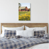 Rode schuur met gele wilde bloemen canvas afdruk (Insitu (Slaapkamer))