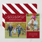 Rode "Season's Greetings" Twee Foto Vakantie Kaart (Voorkant / Achterkant)