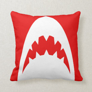 RODE SHARK PILLOW-SERIE. ANDERE KLEUREN BESCHIKBAA KUSSEN