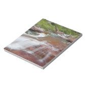 Rode steen in Baring Creek in Glacier National Notitieblok (Linkerzijde)