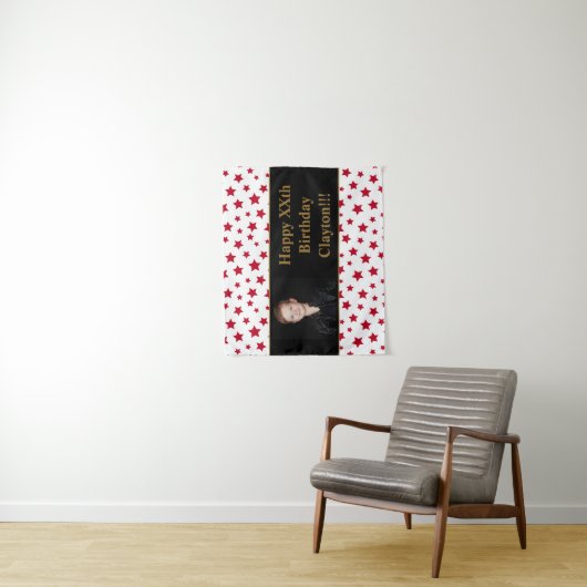 Rode sterren met bericht Foto Verjaardag wandkleed (In situ)