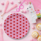 Rode Stippen op Roze Papieren Bordje (Feest)