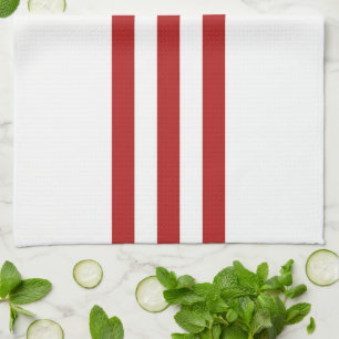 Rode strepen en chevrons met monogram op wit theedoek