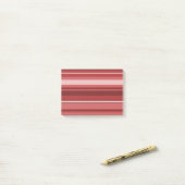 Rode strepen post-it® notes (Op bureau)