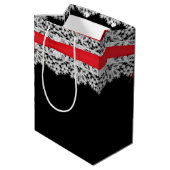 Rode strik op kant medium cadeauzakje (Achterkant Gekanteld)