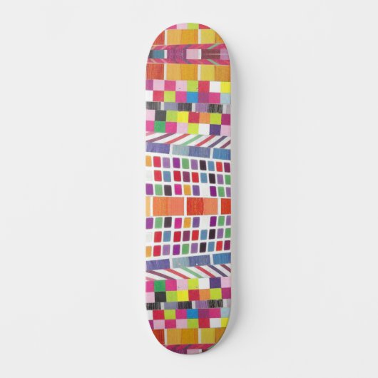 Rode Swatches en Kleurrijke Pixels Skateboard (Voorkant)
