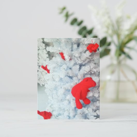 Rode Teddy-beer in de kerstboom Feestdagenkaart (Staand voorkant)