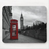 Rode telefooncel in London mousepad Muismat (Voorkant)