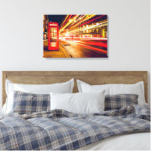  rode telefoondoos bij nacht in Londen Canvas Afdruk (Insitu (Slaapkamer))