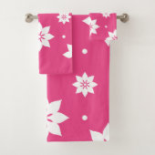 Rode tinten: roze witte bloemen bad handdoek (Insitu)